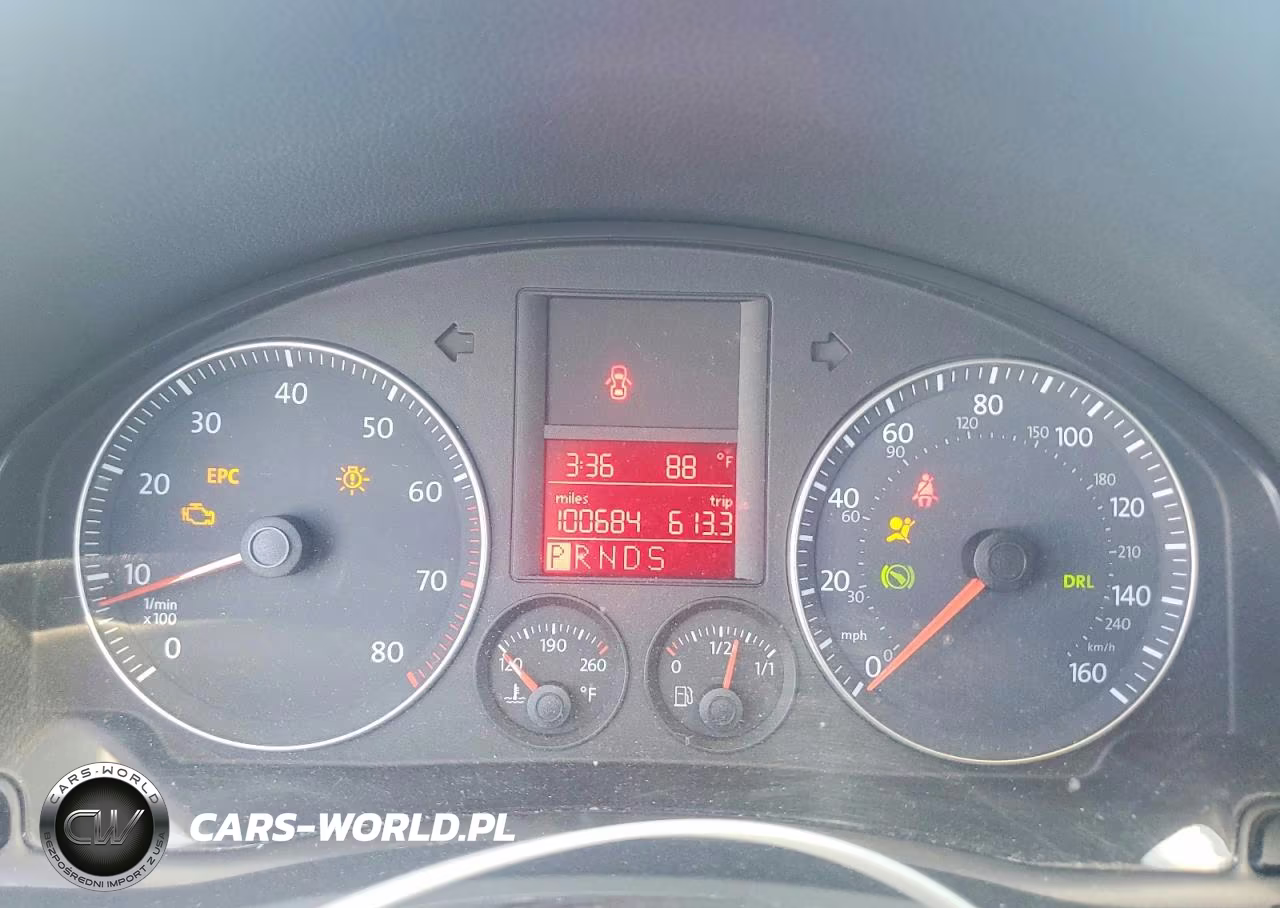 2009 Volkswagen Rabbit VIN:WVWDB71K49W140700 - 9