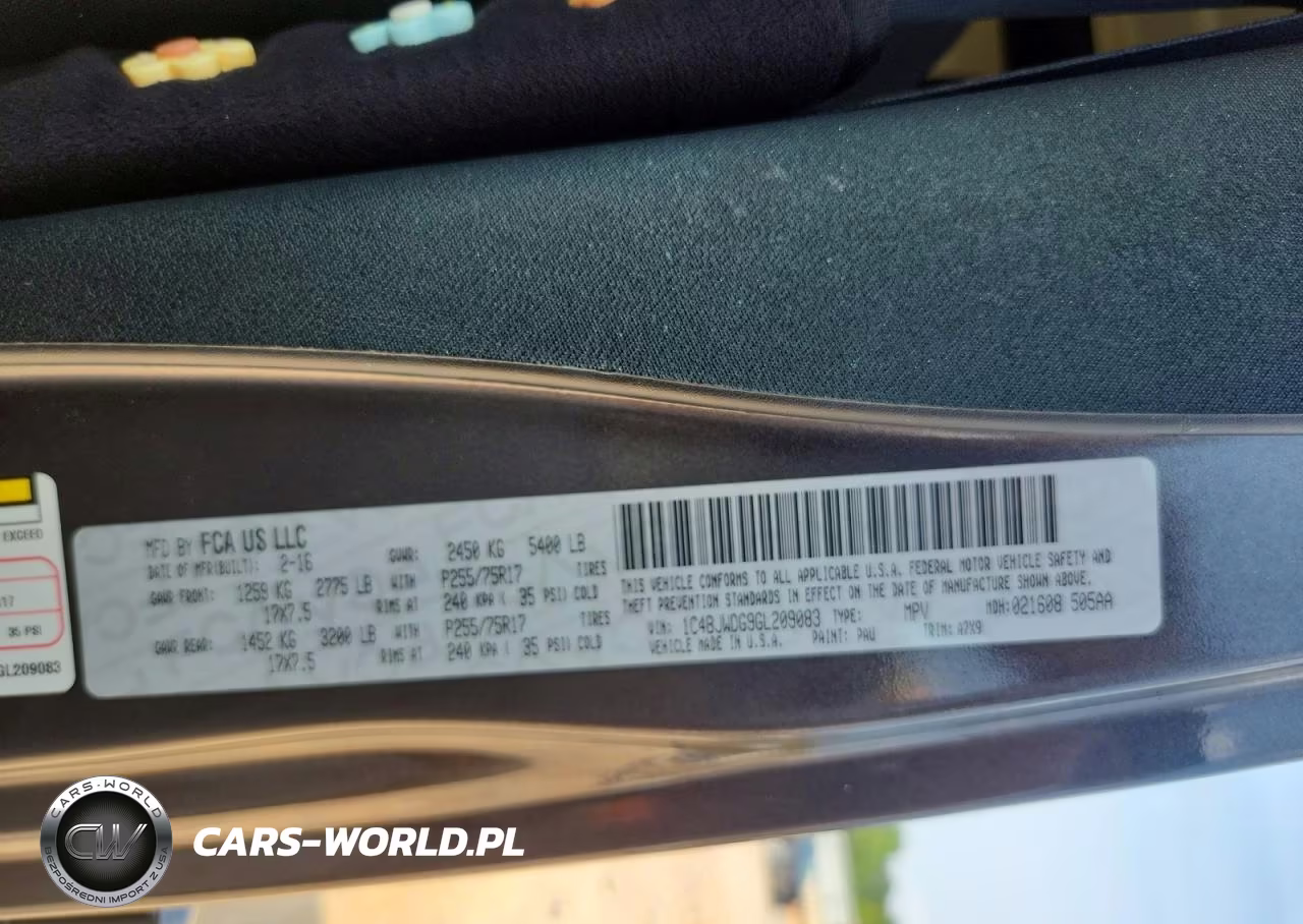 2016 Jeep Wrangler Unlimited Sport VIN:1C4BJWDG9GL209083 - 13