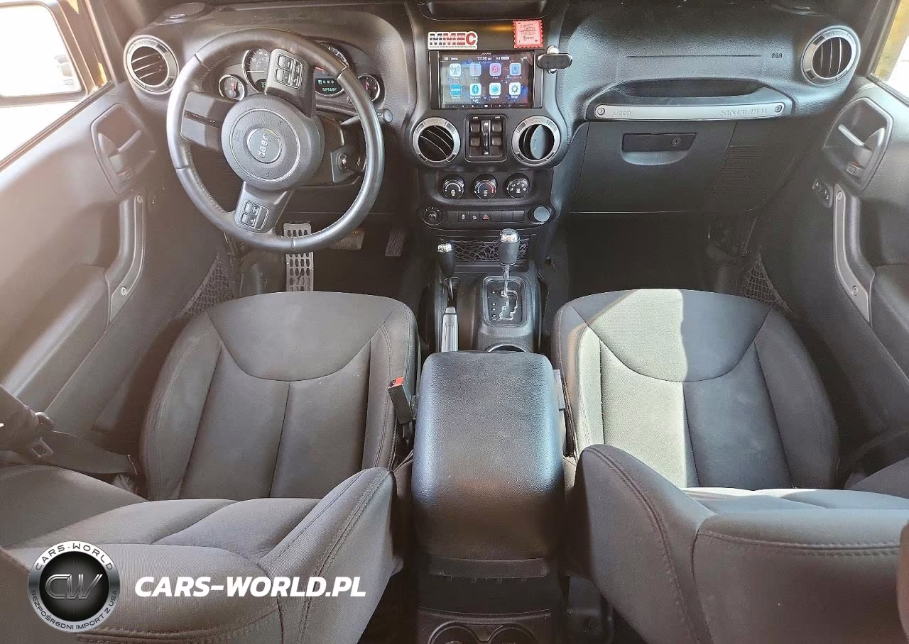 2016 Jeep Wrangler Unlimited Sport VIN:1C4BJWDG9GL209083 - 8