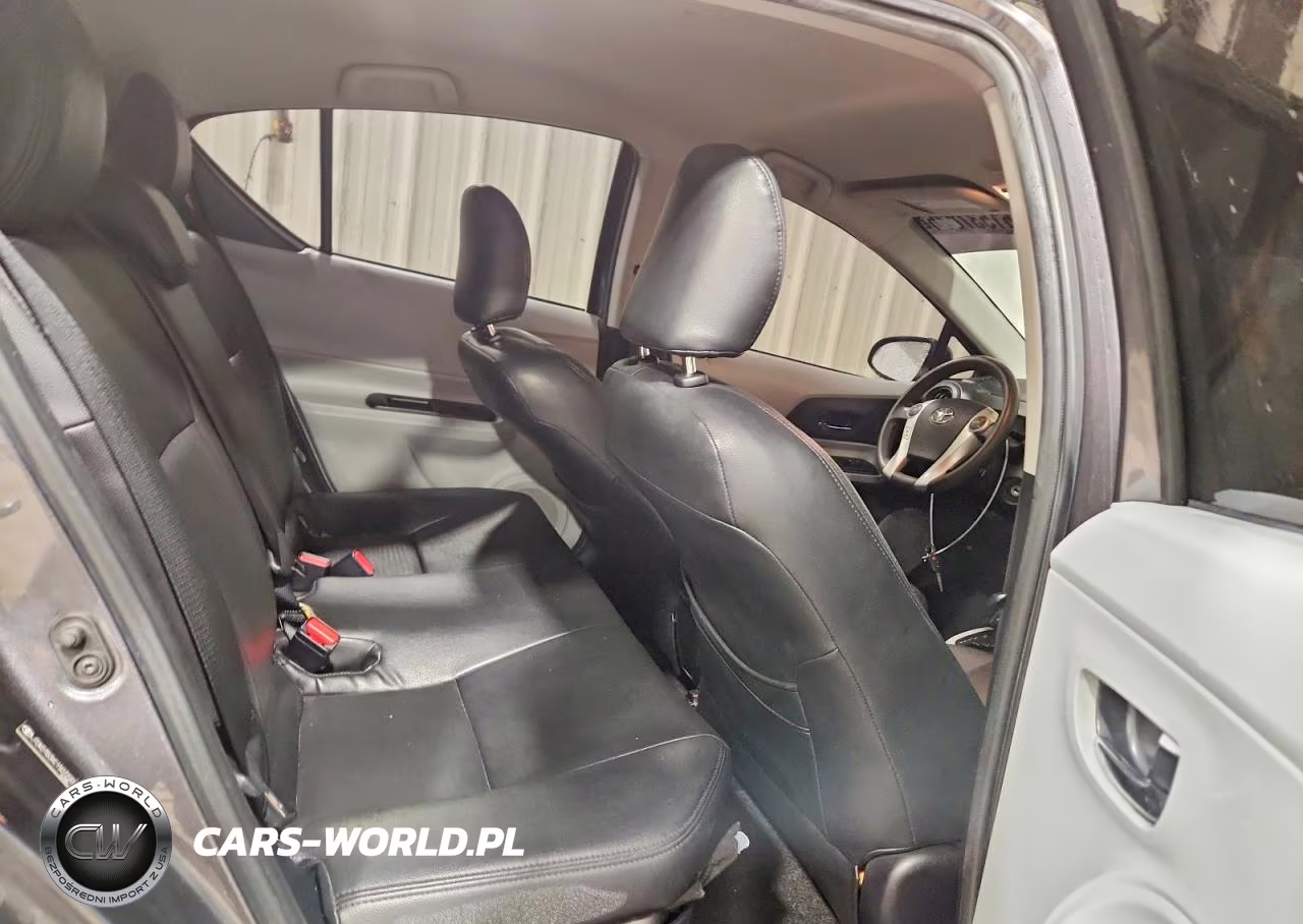 2012 Toyota Prius C Two VIN:JTDKDTB3XC1507220 - 10