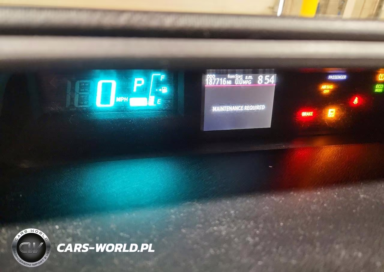 2012 Toyota Prius C Two VIN:JTDKDTB3XC1507220 - 9
