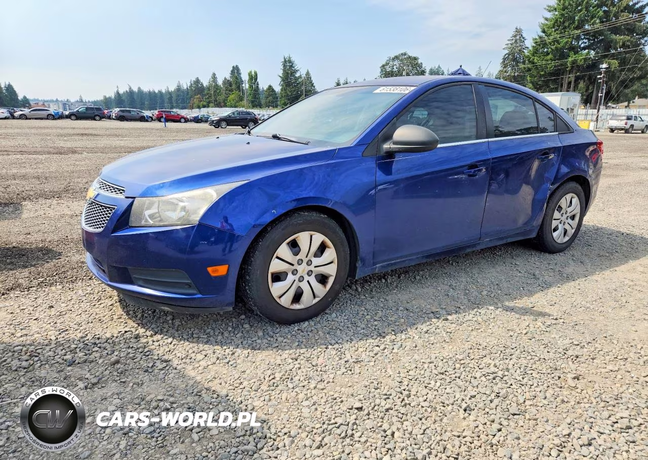2012 Chevrolet Cruze Ls – zdjęcie 1 z 12