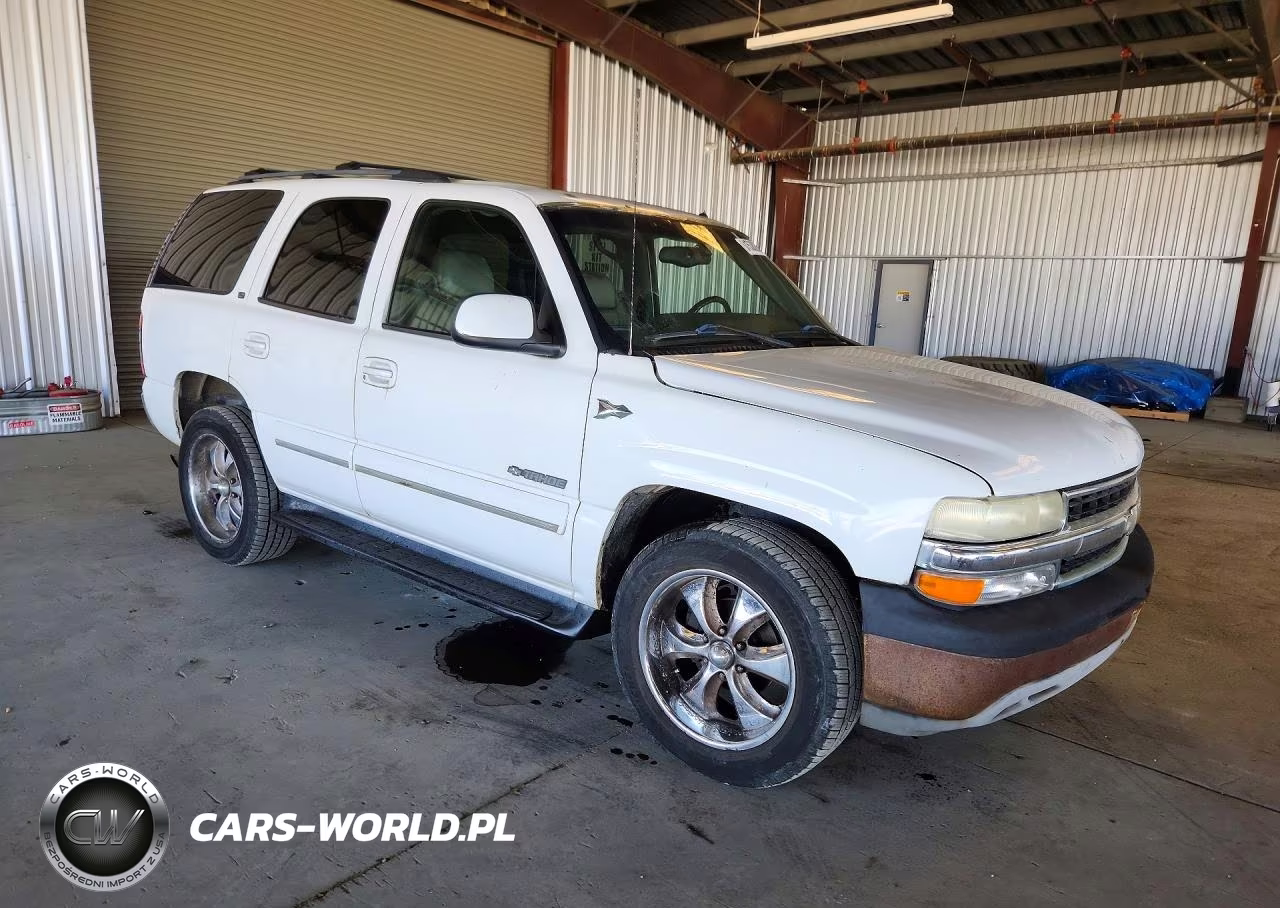 2012 Chevrolet Tahoe C1500 VIN:1GNEC13Z92R235094 - 4
