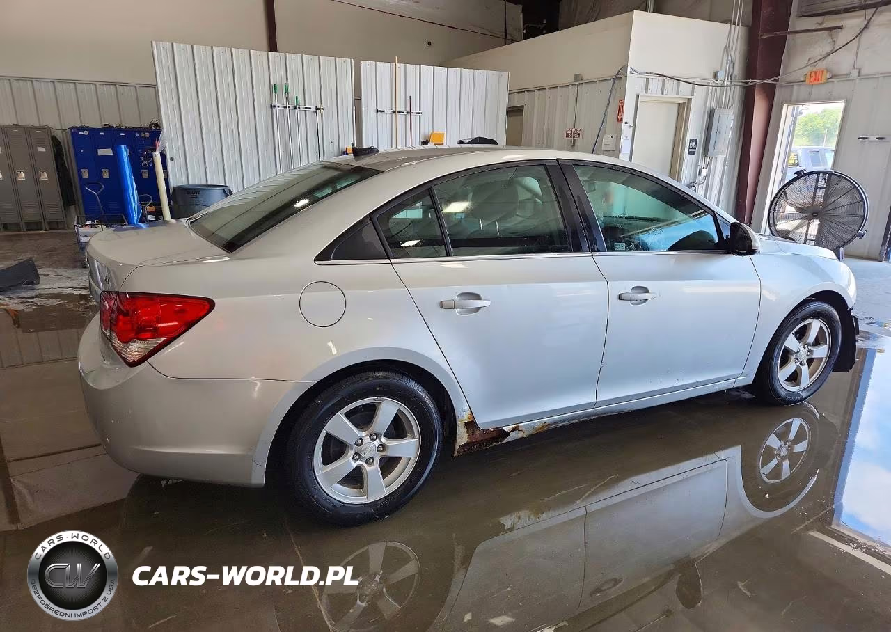 2014 Chevrolet Cruze Lt VIN:1G1PC5SB4E7364155 - 3