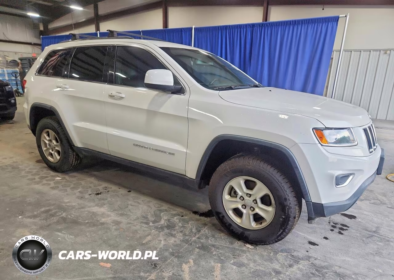 2016 Jeep Grand Cherokee Laredo VIN:1C4RJFAG5GC462002 - 4