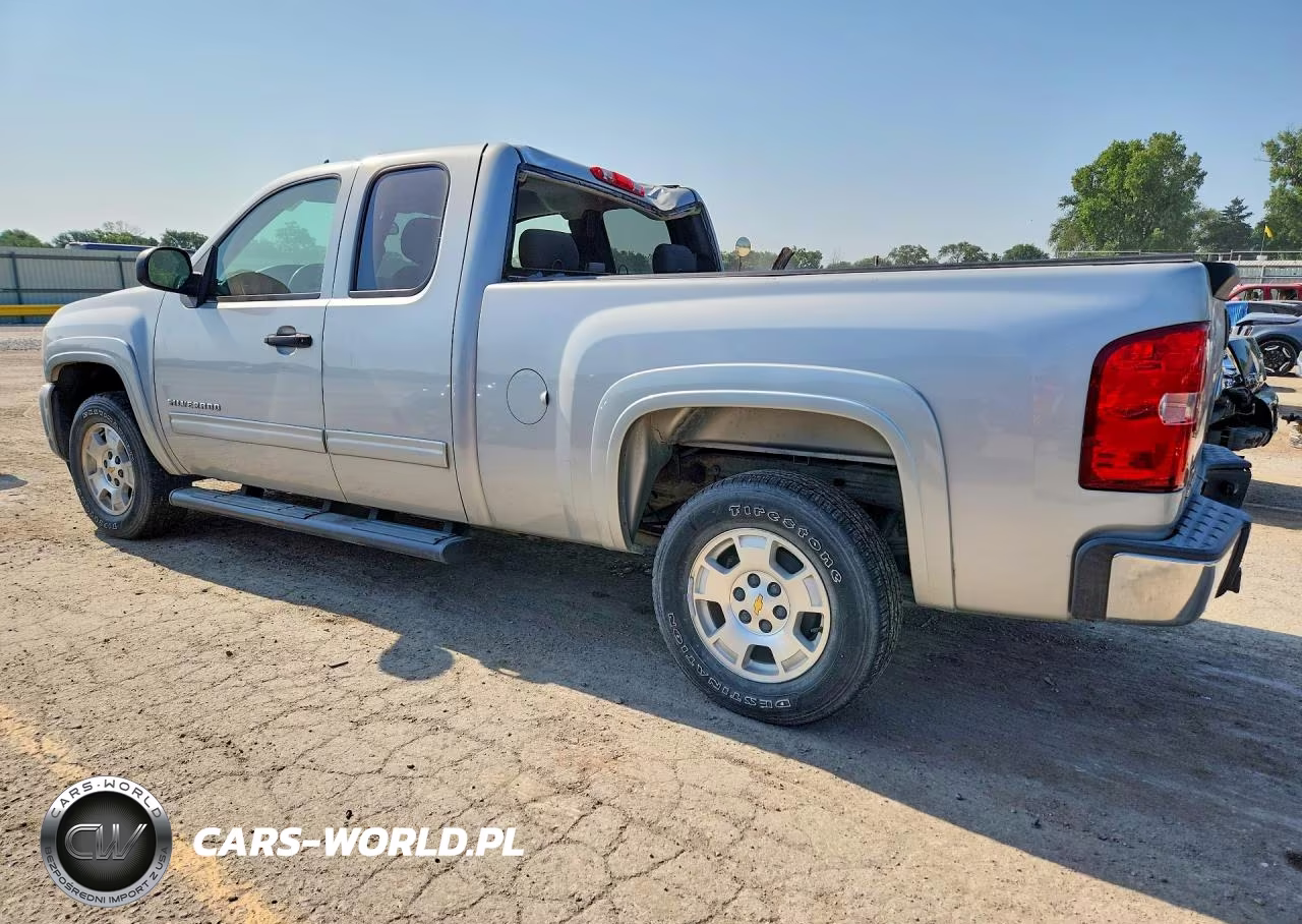 2011 Chevrolet Silverado C1500 Lt VIN:1GCRCSE06BZ186581 - 2