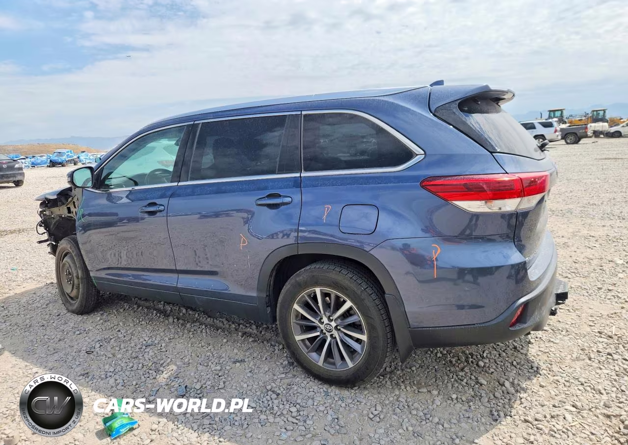 2019 Toyota Highlander Xle VIN:5TDJZRFH0KS981460 - 2