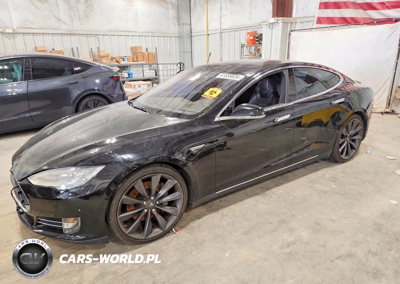 2014 Tesla Model S – zdjęcie 1 z 12