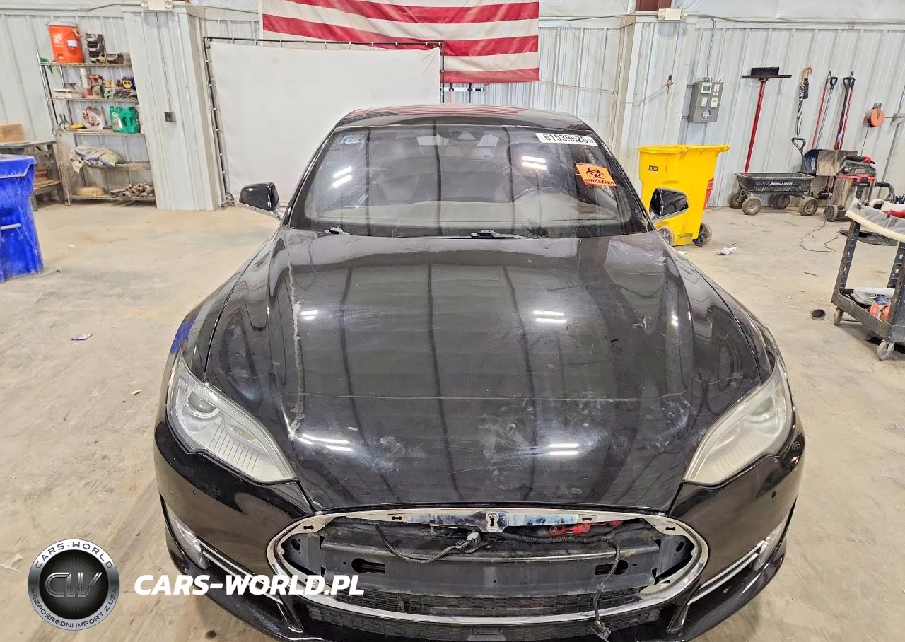 2014 Tesla Model S VIN:5YJSA1H25EFP63111 - 5