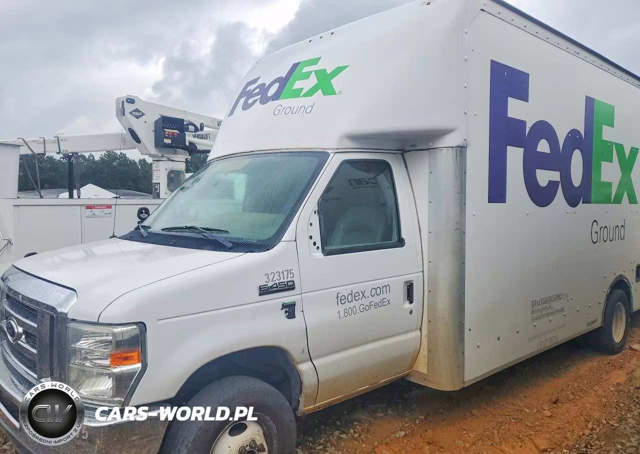 2016 Ford Econoline E450 Super Duty Cutaway Van – zdjęcie 1 z 13