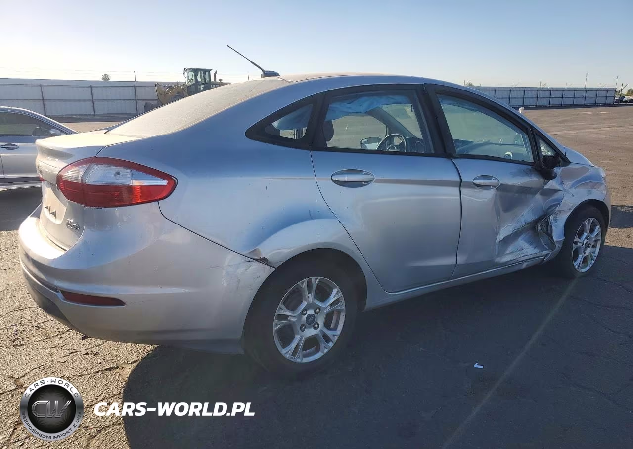 2014 Ford Fiesta VIN:3FADP4BJ2EM102386 - 3
