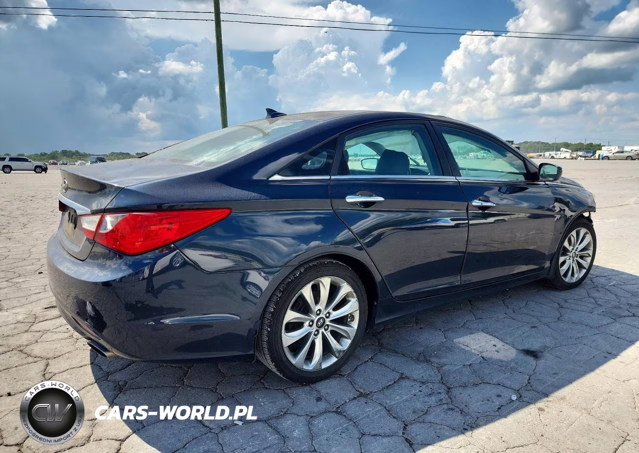 2012 Hyundai Sonata Se VIN:5NPEC4AC3CH385591 - 3
