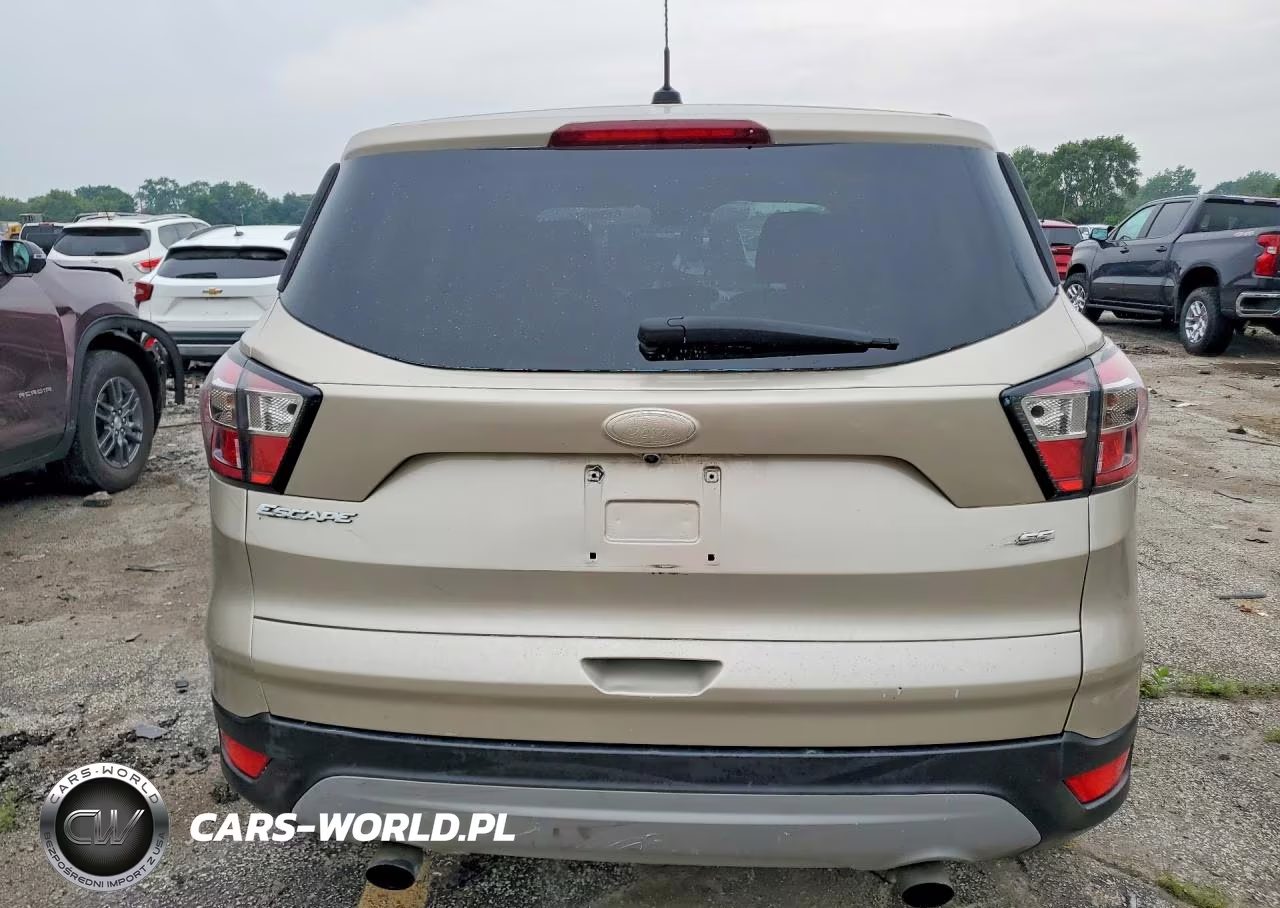 2017 Ford Escape Se VIN:1FMCU0GD9HUA99637 - 6
