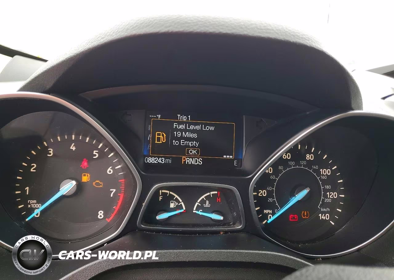 2017 Ford Escape Se VIN:1FMCU0GD9HUA99637 - 9