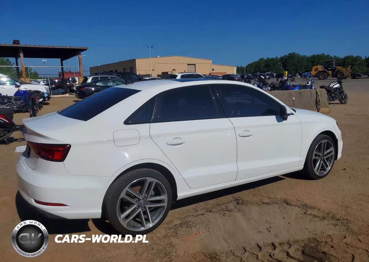 2020 Audi A3 Premium VIN:WAUAUGFF1LA060894 - 3
