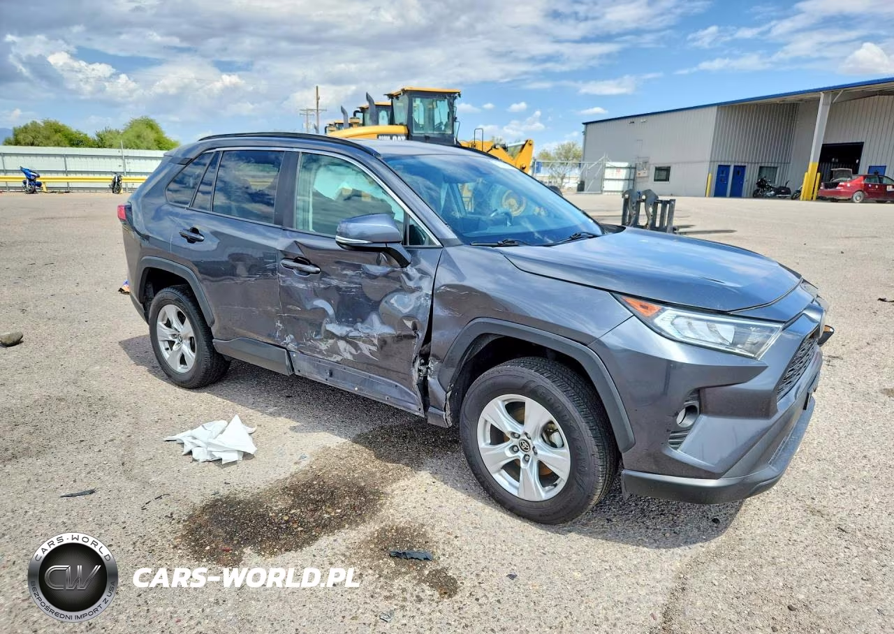 2021 Toyota Rav4 Xle VIN:2T3W1RFV4MC117176 - 4