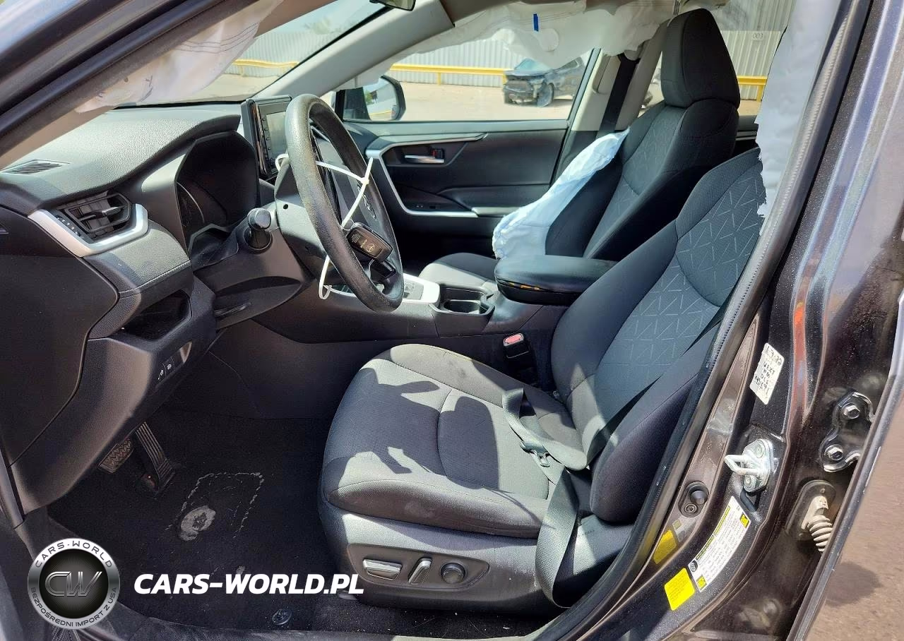 2021 Toyota Rav4 Xle VIN:2T3W1RFV4MC117176 - 7
