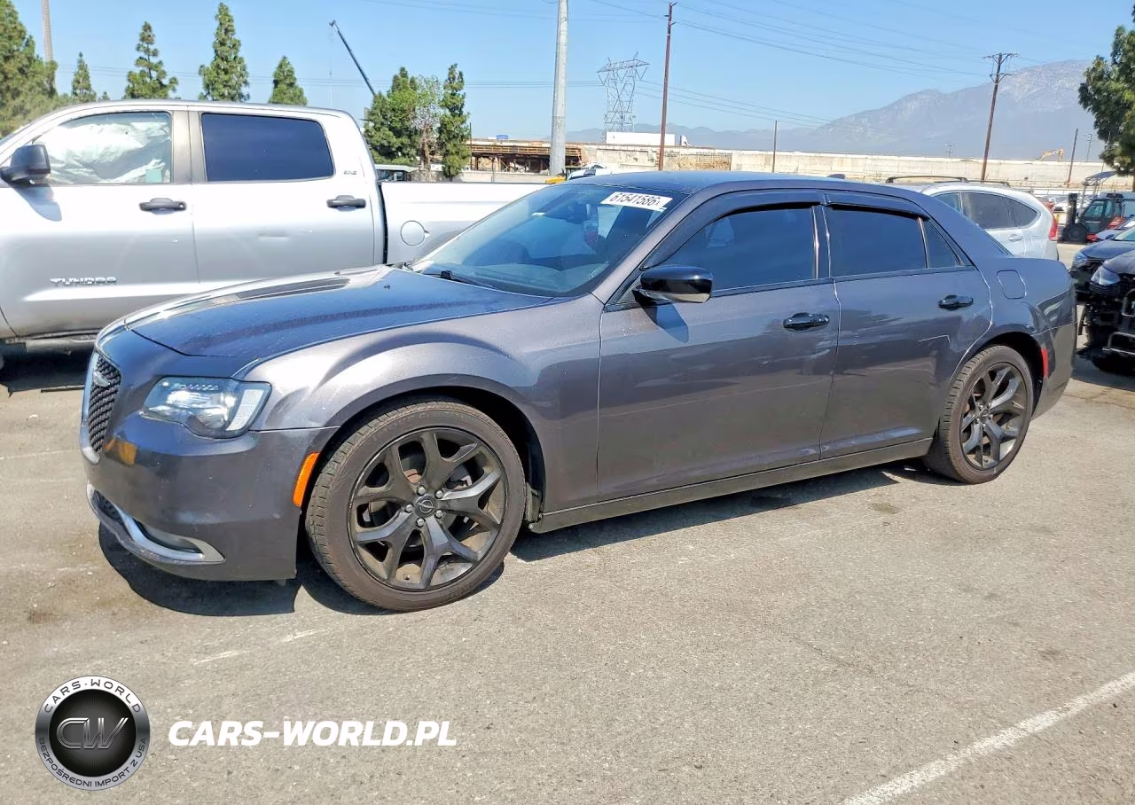 2019 Chrysler 300 Limited