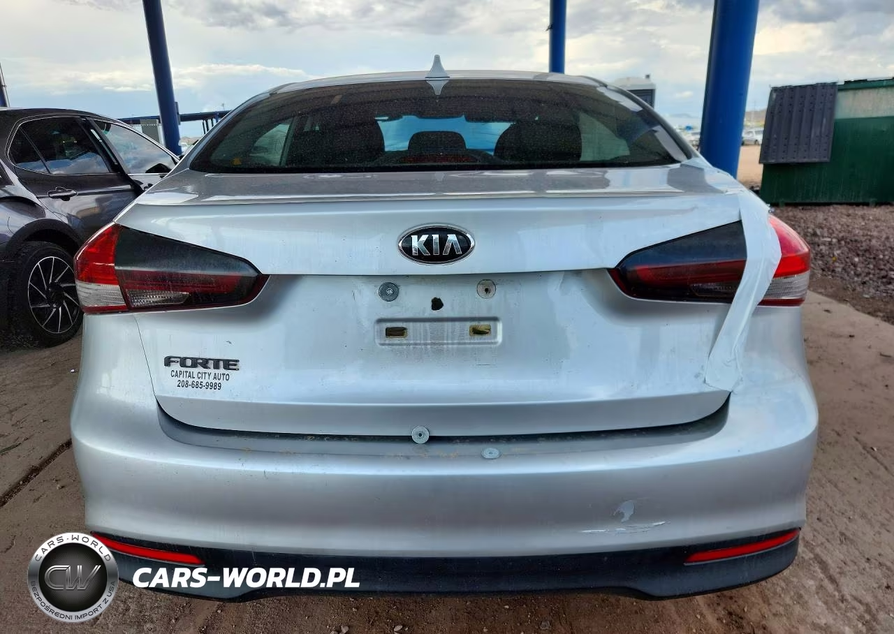 2017 Kia Forte Lx VIN:3KPFK4A74HE027597 - 6