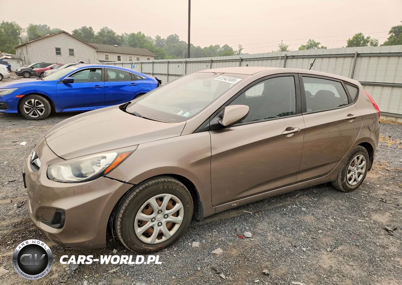 2012 Hyundai Accent Gs