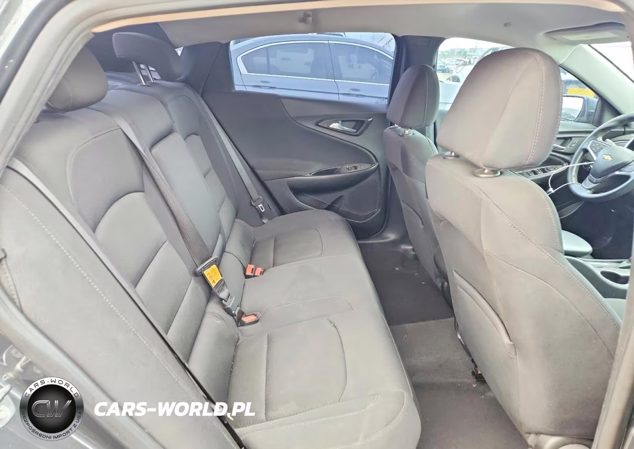 2017 Chevrolet Malibu Ls VIN:1G1ZB5ST7HF192704 - 10