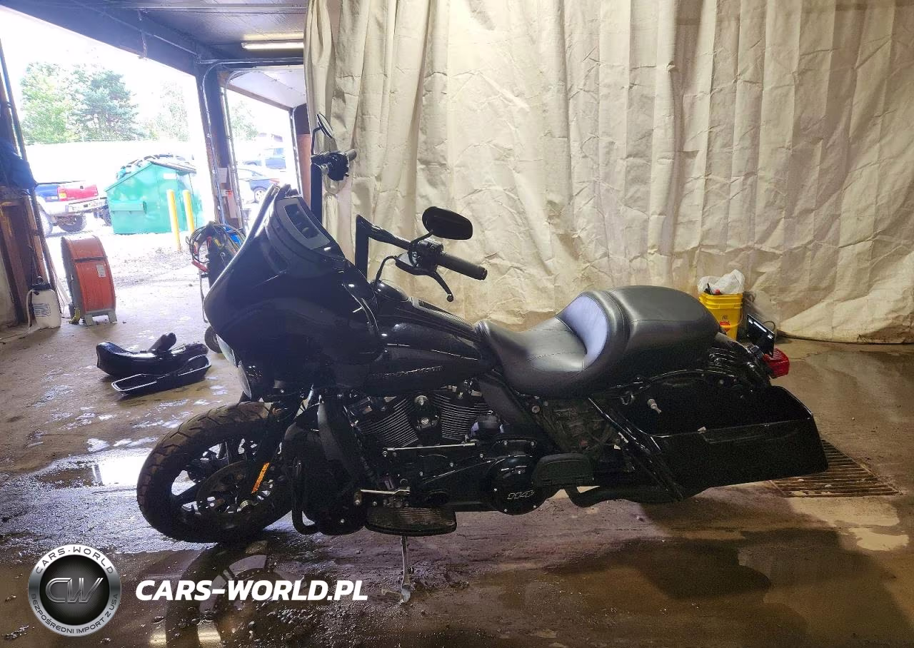 2021 Harley-Davidson Flhtk VIN:1HD1KEF10MB647079 - 3
