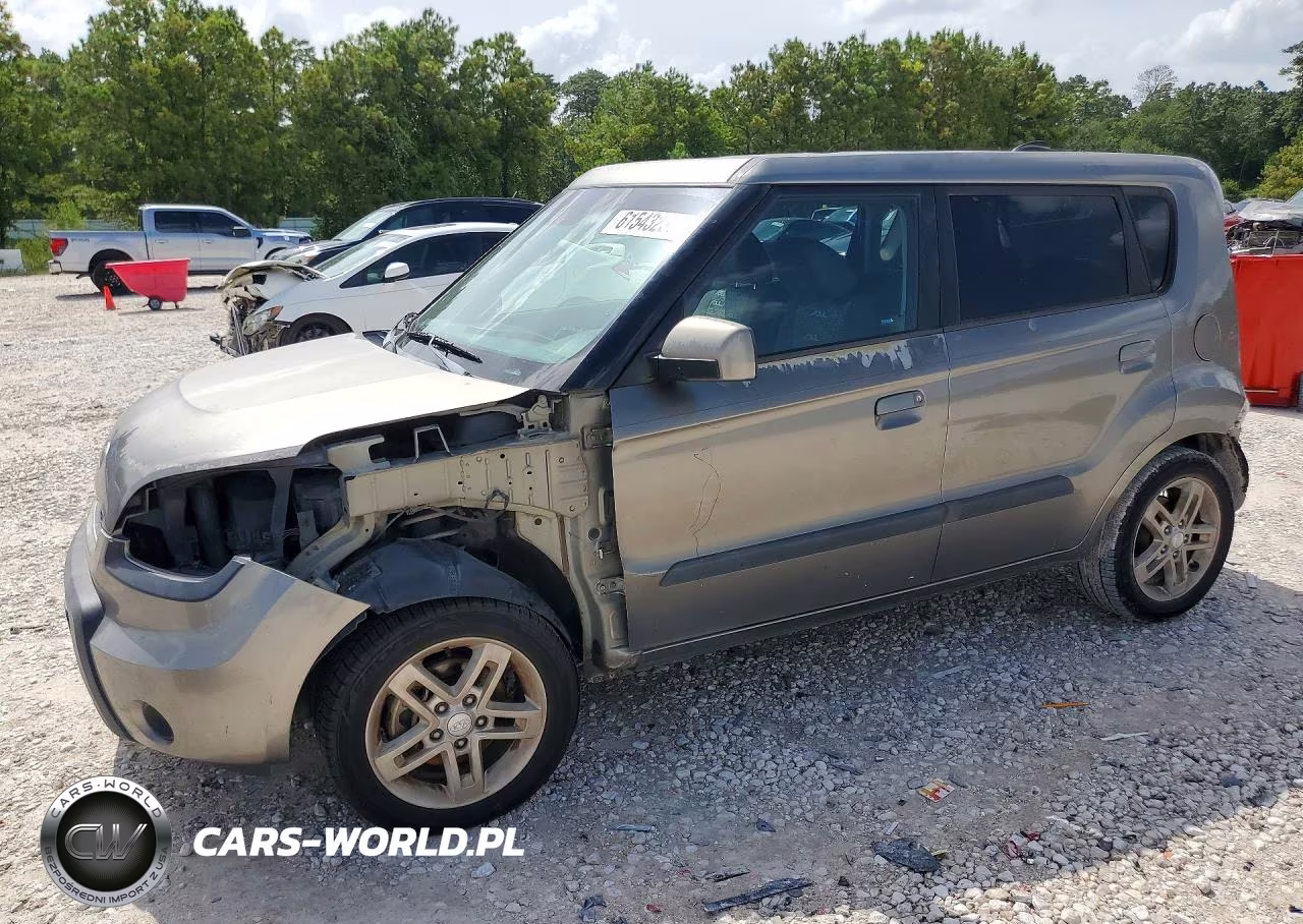 2010 Kia Soul +
