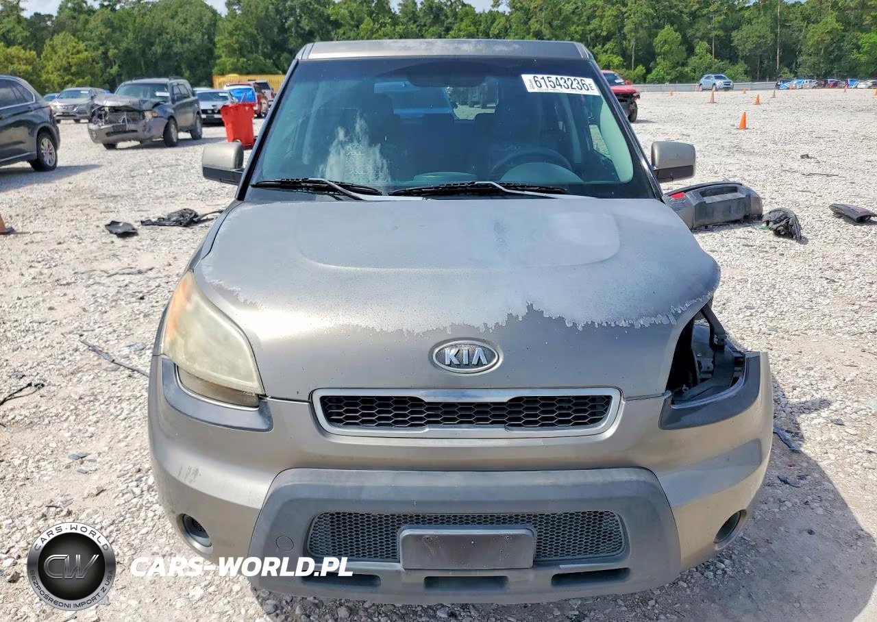 2010 Kia Soul + VIN:KNDJT2A22A7070177 - 5