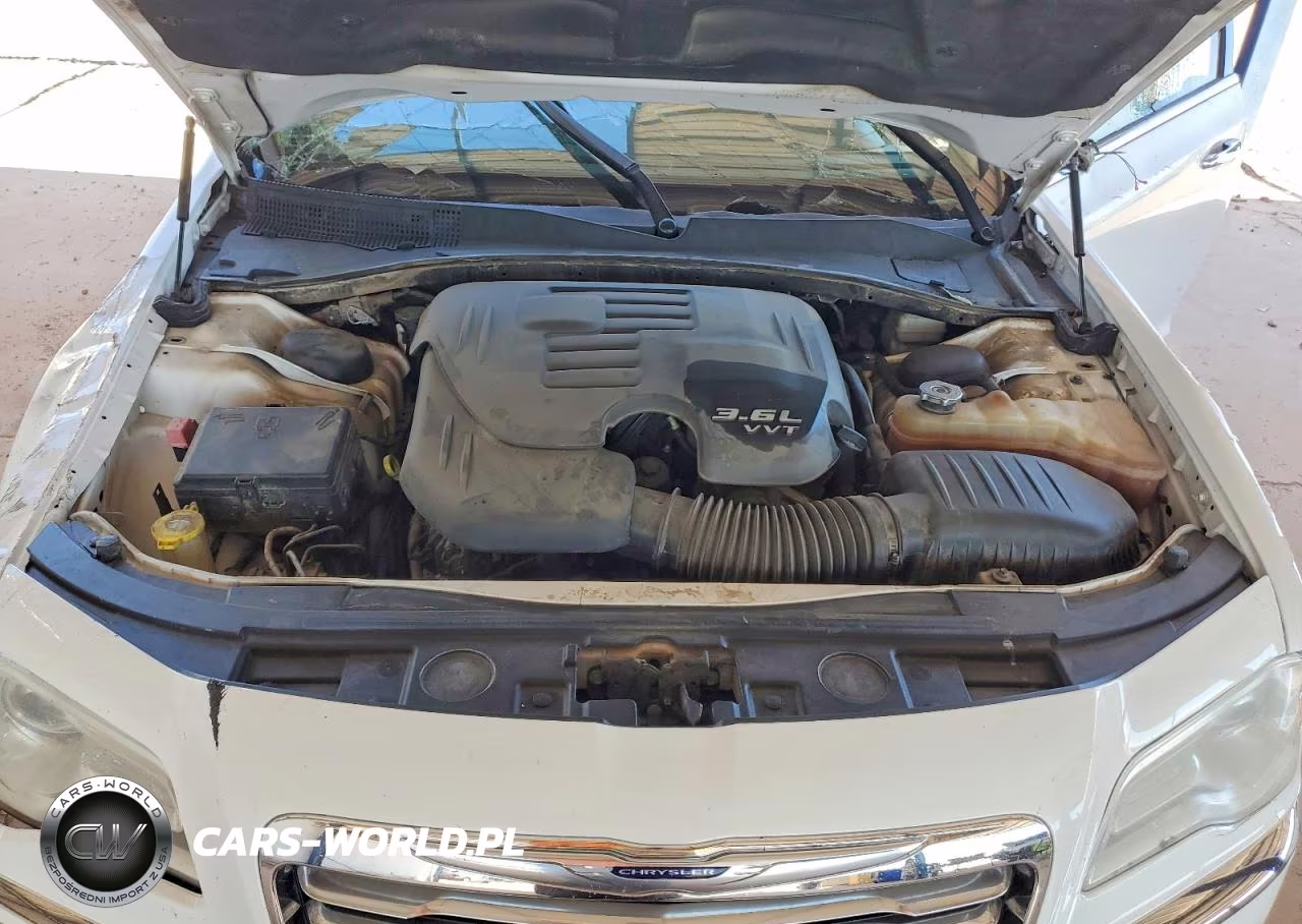 2012 Chrysler 300 VIN:2C3CCAAG4CH202673 - 11
