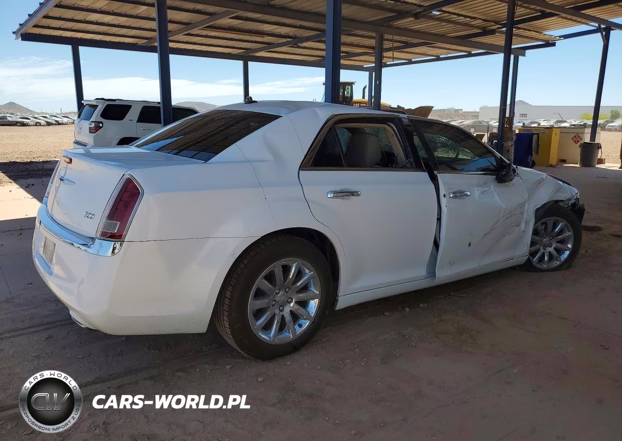 2012 Chrysler 300 VIN:2C3CCAAG4CH202673 - 3