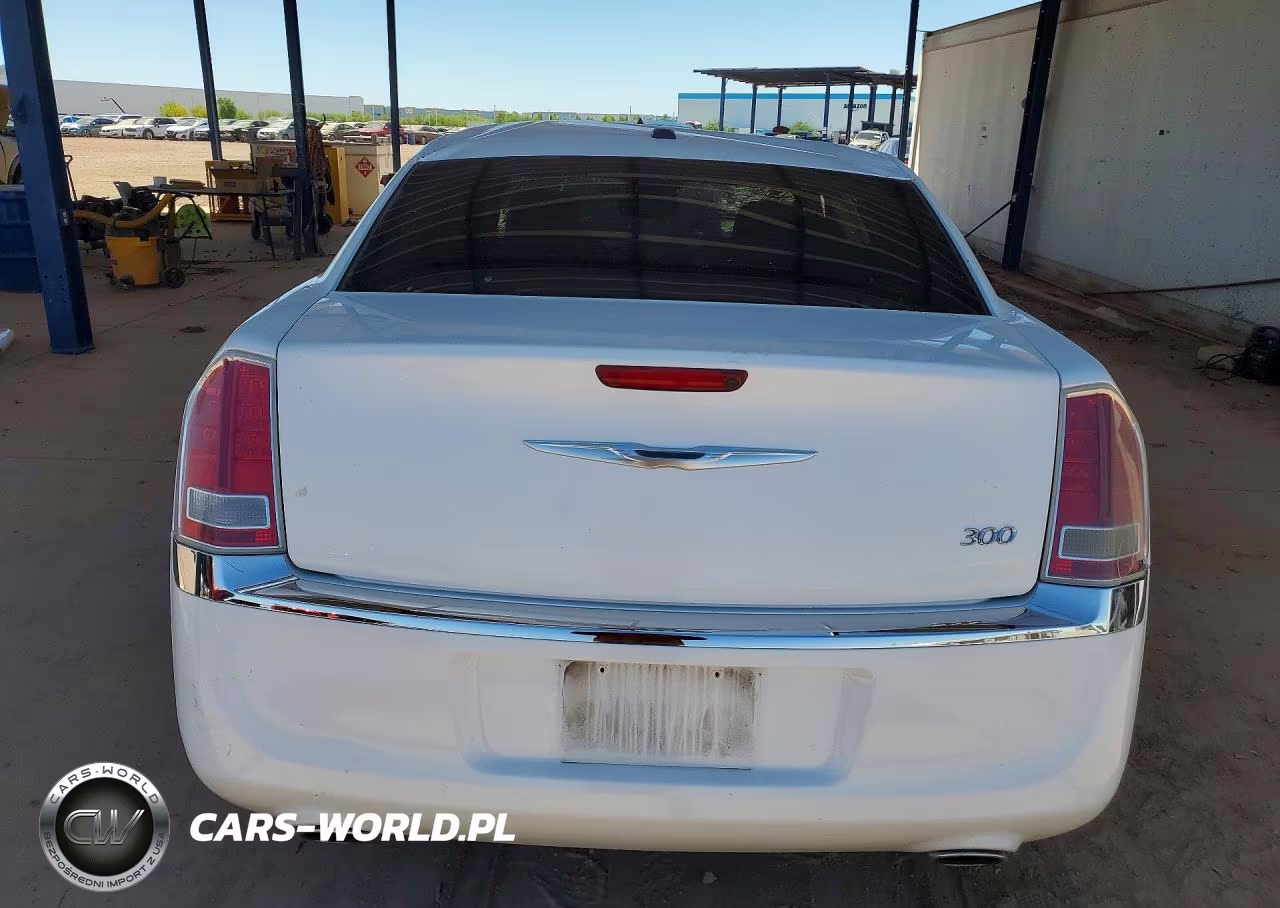 2012 Chrysler 300 VIN:2C3CCAAG4CH202673 - 6