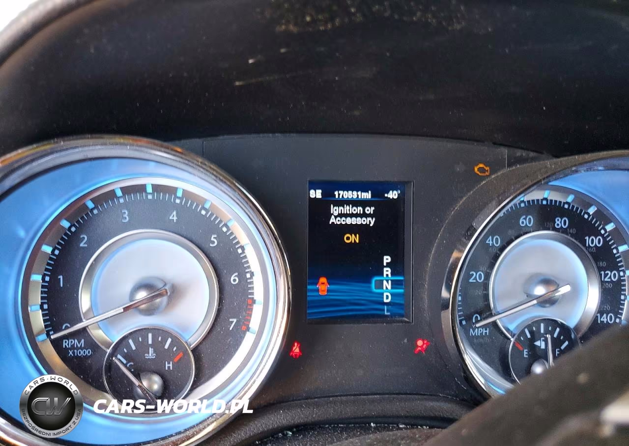 2012 Chrysler 300 VIN:2C3CCAAG4CH202673 - 9