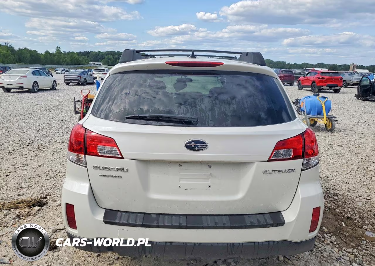 2014 Subaru Outback 2.5I Premium VIN:4S4BRCCC2E3265381 - 6