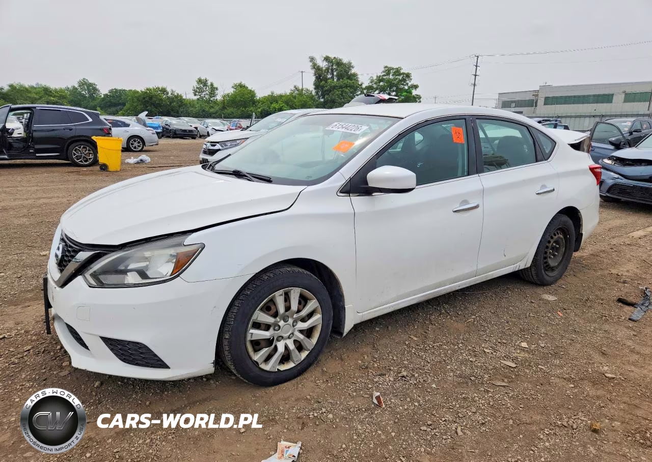 2016 Nissan Sentra S – zdjęcie 1 z 12