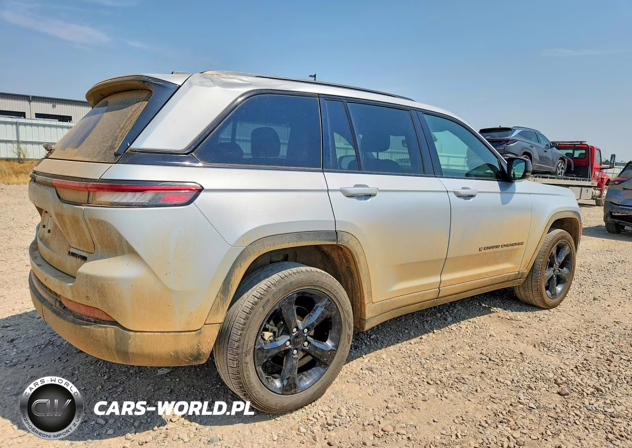 2024 Jeep Grand Cherokee Limited VIN:1C4RJHBG6R8605488 - 3