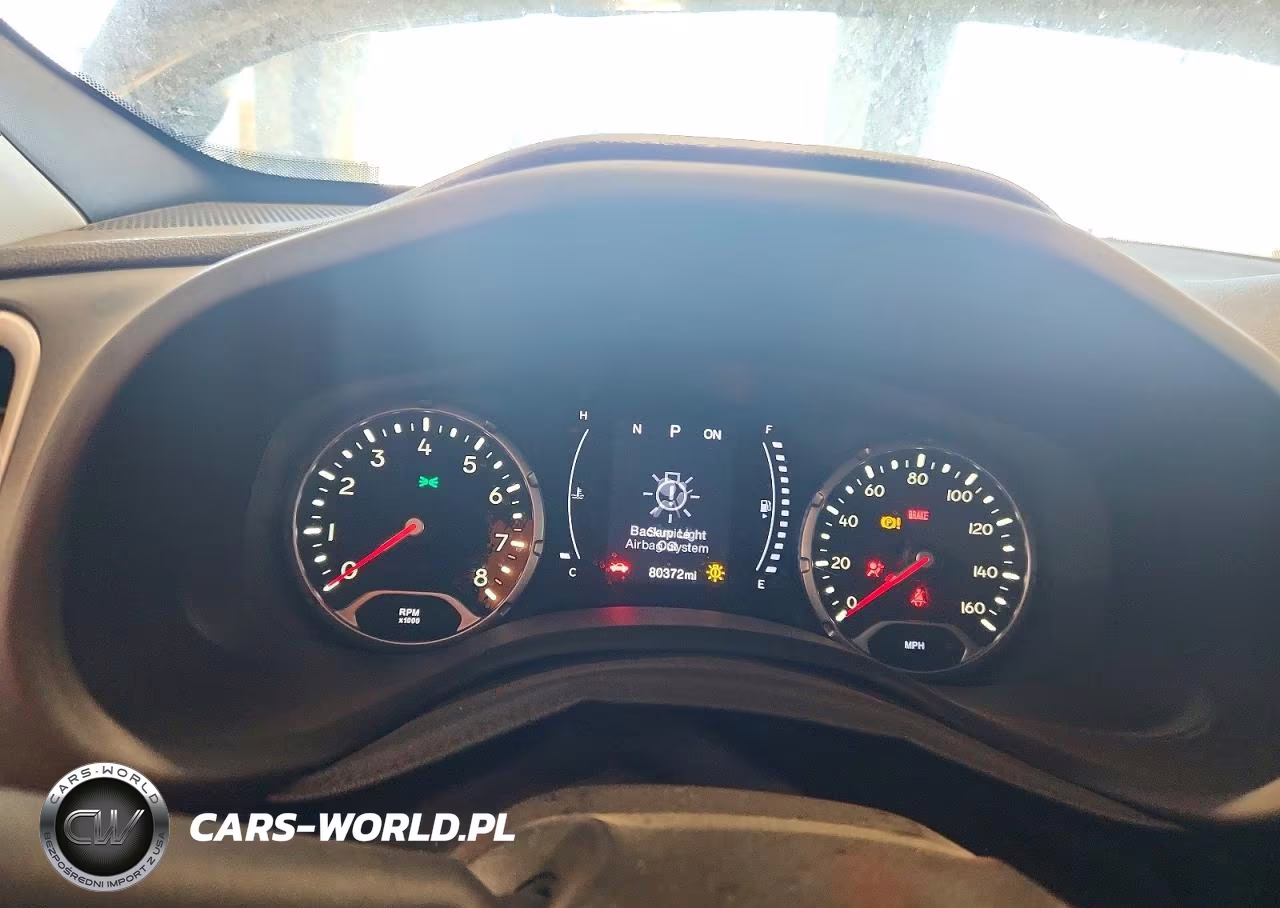 2018 Jeep Renegade Latitude VIN:ZACCJBBB0JPH40244 - 9