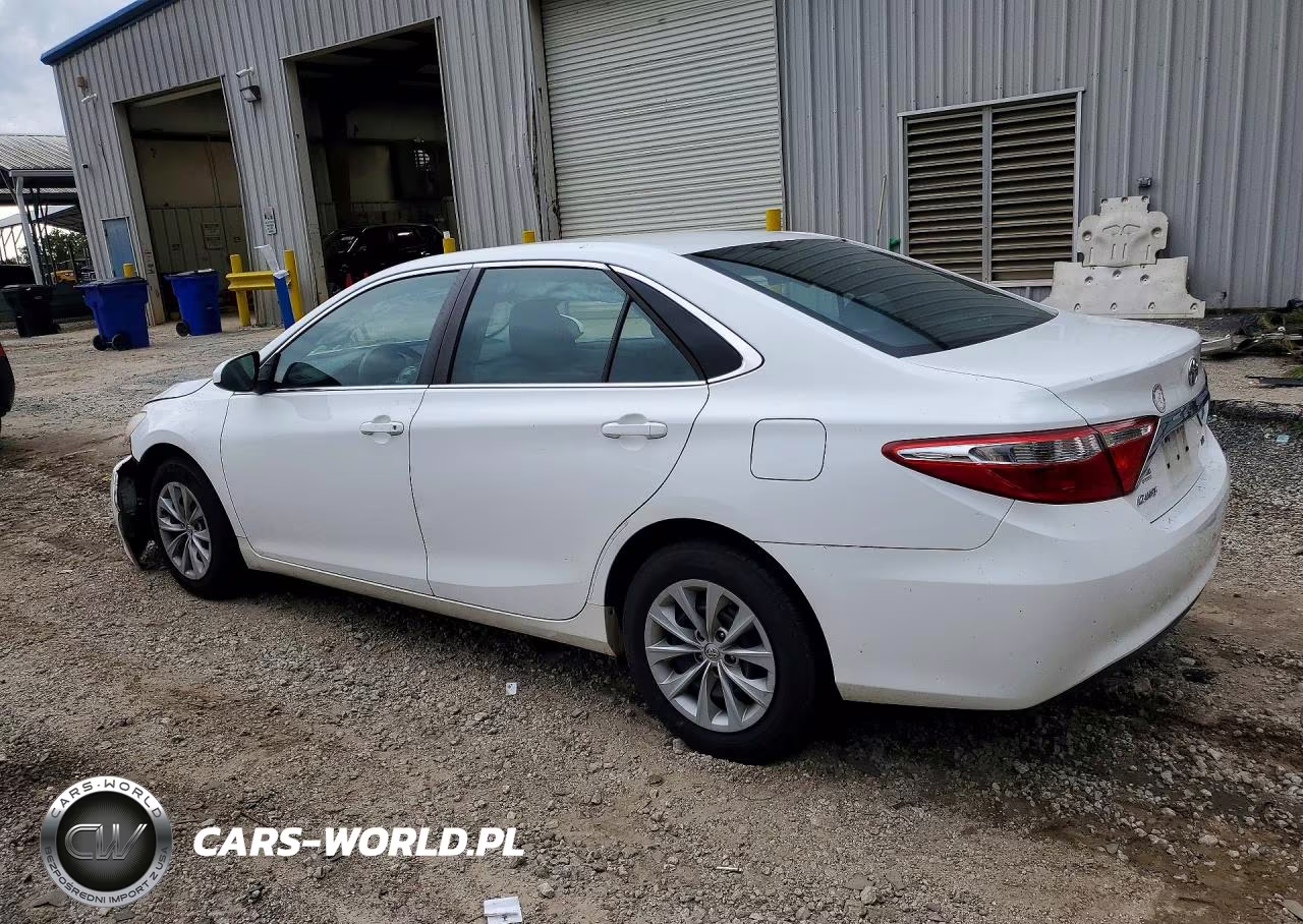 2017 Toyota Camry Le VIN:4T1BF1FK7HU453795 - 2