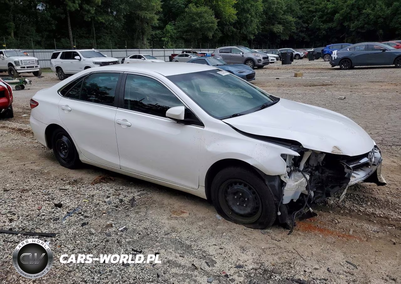 2017 Toyota Camry Le VIN:4T1BF1FK7HU453795 - 4