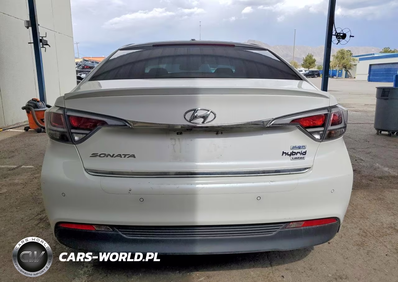 2016 Hyundai Sonata Plug-In Hybrid Limited VIN:KMHE54L21GA024710 - 6