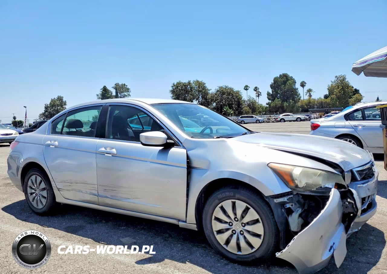 2008 Honda Accord Lx VIN:JHMCP263X8C071088 - 4