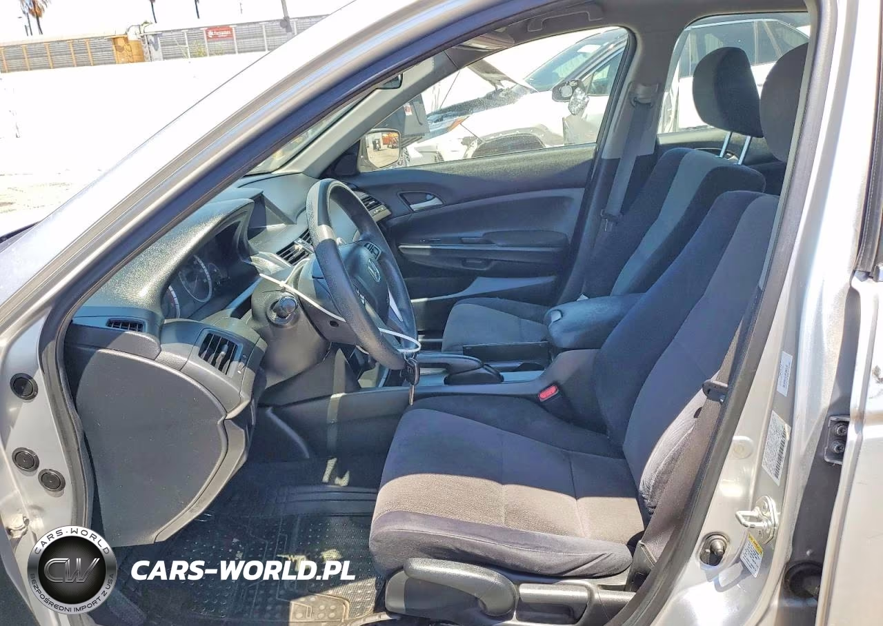2008 Honda Accord Lx VIN:JHMCP263X8C071088 - 7