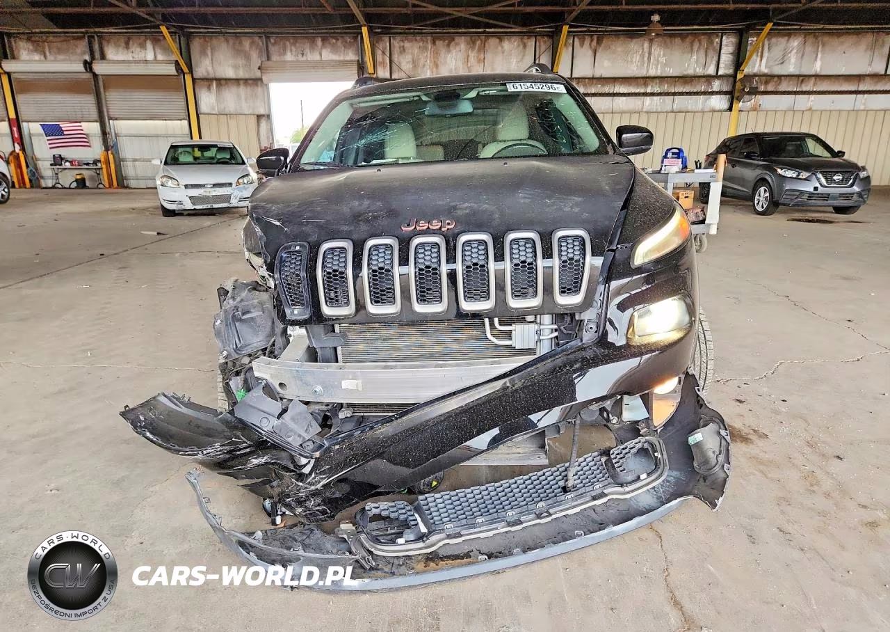 2017 Jeep Cherokee VIN:1C4PJMCS0HW568158 - 5