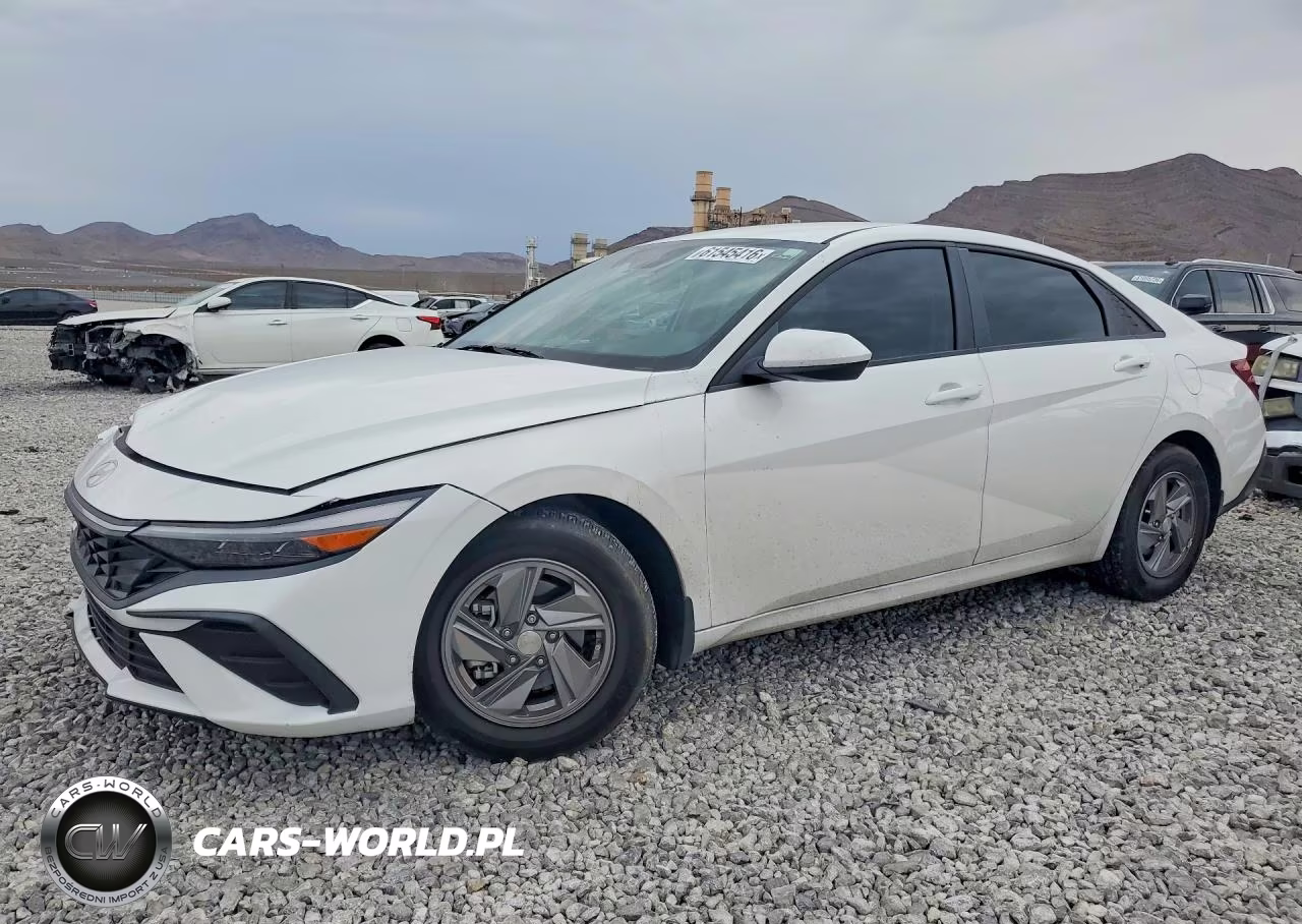 2024 Hyundai Elantra Se – zdjęcie 1 z 12