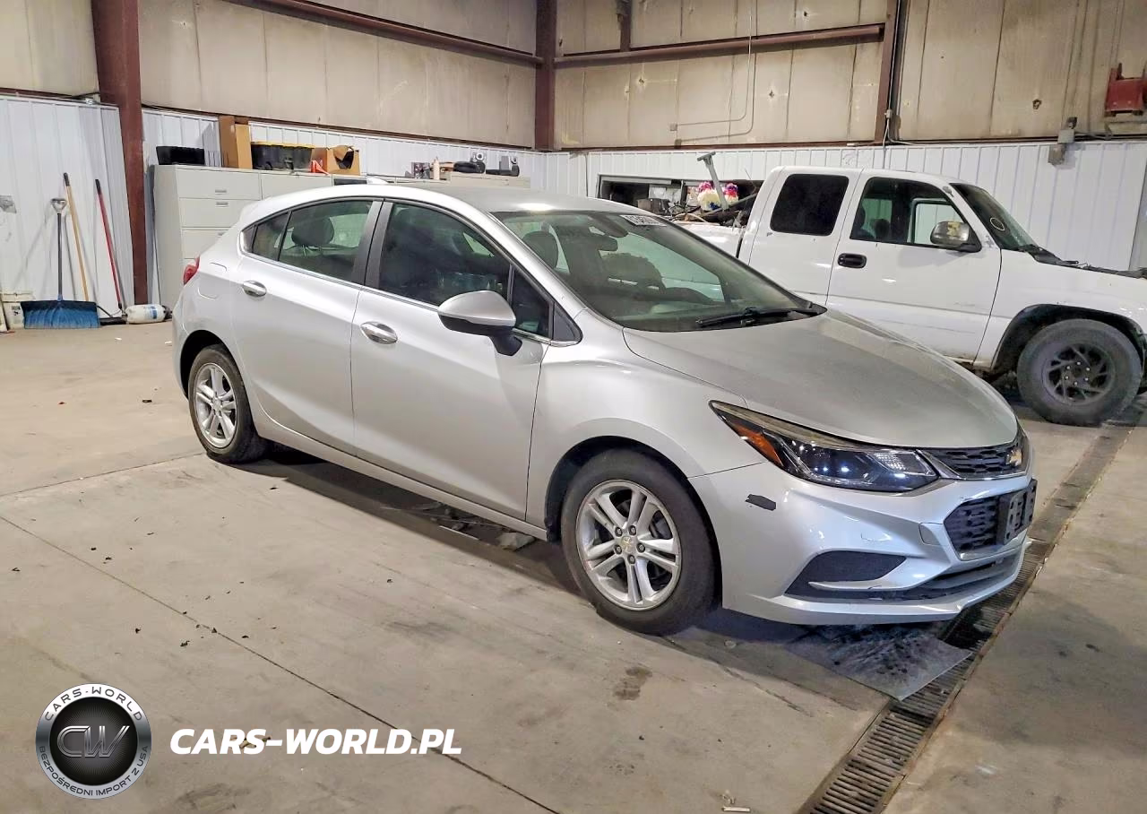 2018 Chevrolet Cruze Lt VIN:3G1BE6SM7JS630744 - 4