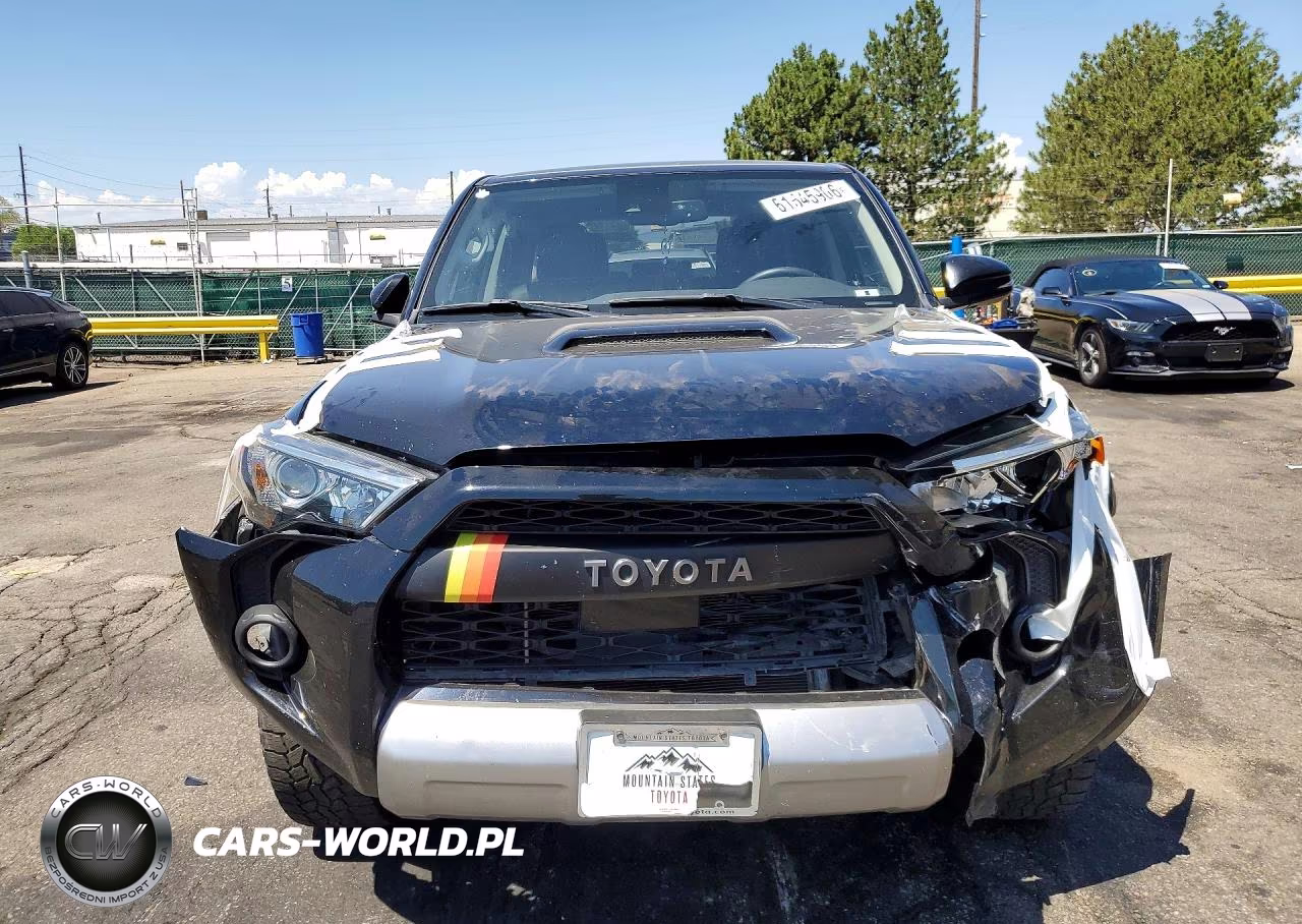 2020 Toyota 4Runner Trd Off-Road Premium VIN:JTEBU5JR6L5748178 - 5