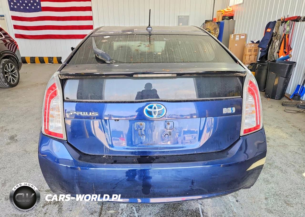 2012 Toyota Prius Three VIN:JTDKN3DUXC1559787 - 6