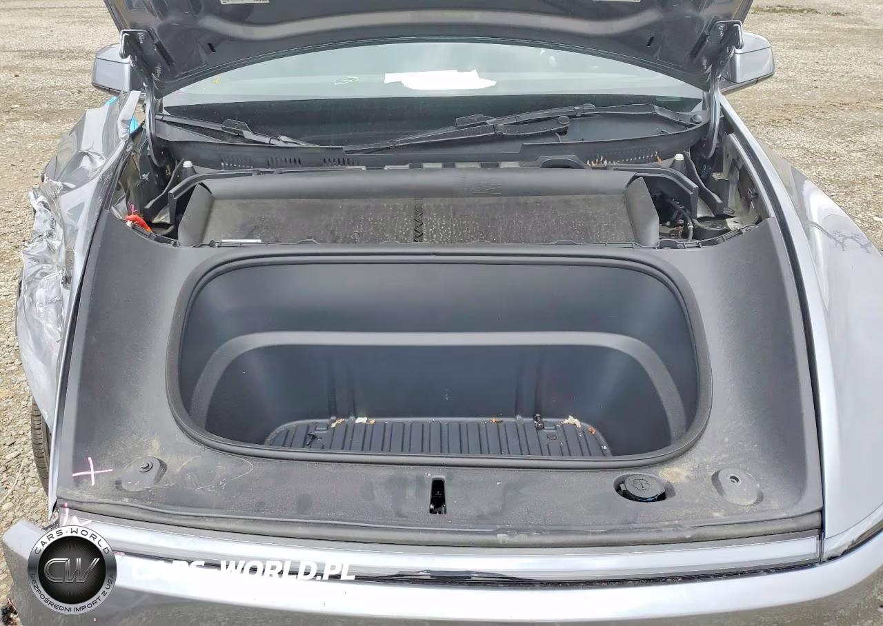 2026 Tesla Model Y VIN:7SAYGDED3TF403187 - 12