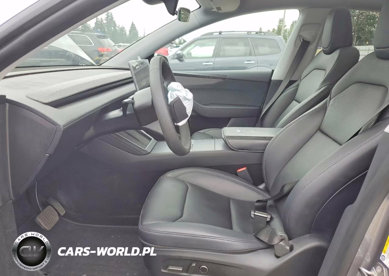 2026 Tesla Model Y VIN:7SAYGDED3TF403187 - 7