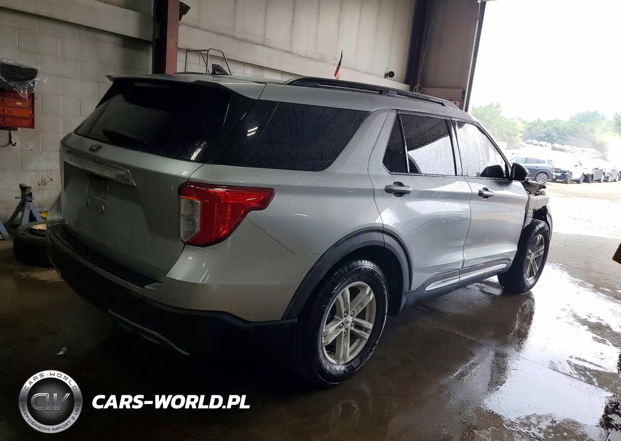 2023 Ford Explorer Xlt VIN:1FMSK7DH2PGA70060 - 3
