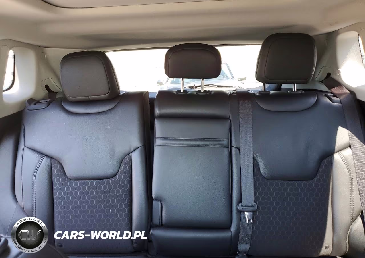 2019 Jeep Compass Latitude VIN:3C4NJDBB4KT809760 - 10